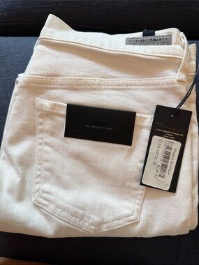 Citizens of Humanity Elsa Mid Rise Crop jean size 28 NWT